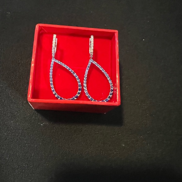 Sapphire Diamond ombre Drop Earrings in 14 K White Gold - Picture 3 of 13